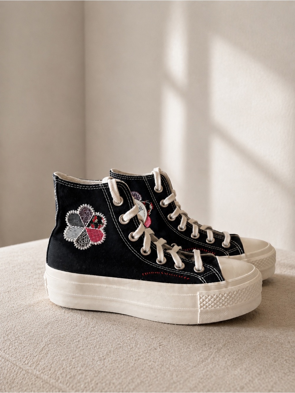 Converse Women's Chuck Taylor All Star Lift Cozy Utility Sneakers!!